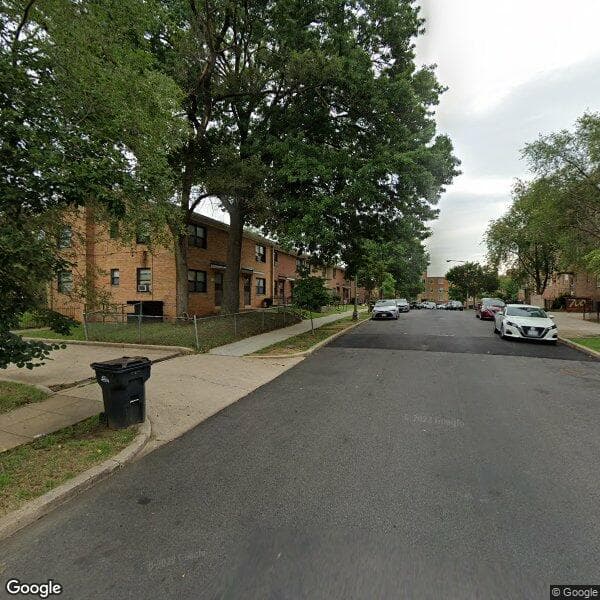 Wade Apartments