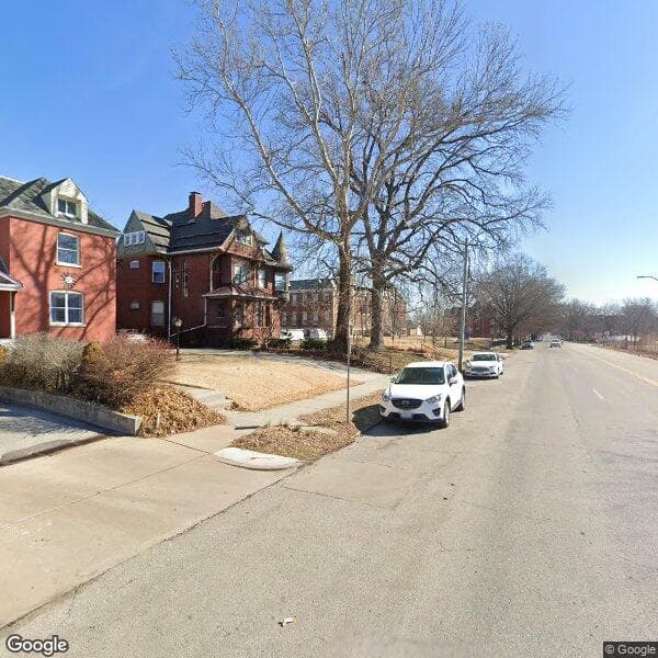 St Louis City